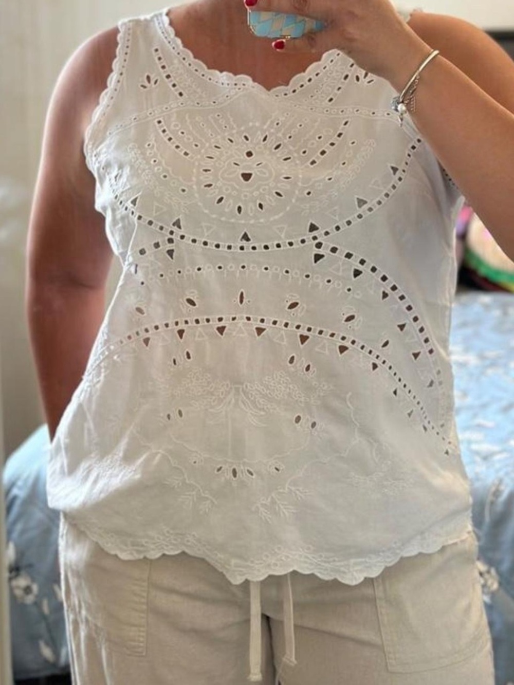 White gap tank top